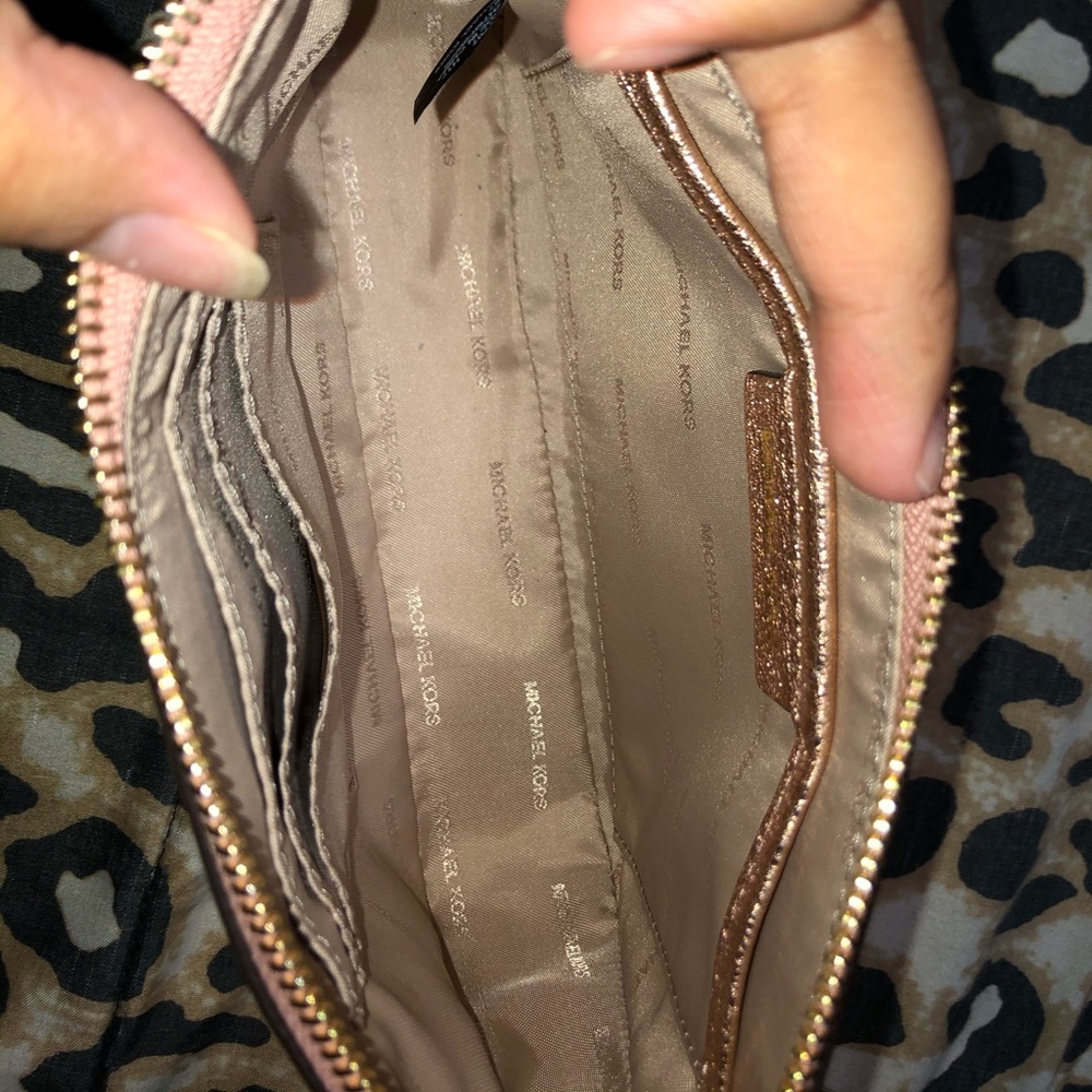MK purse - Picture 2 of 2